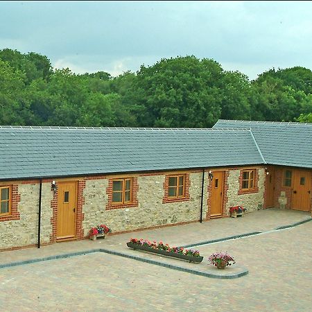 Hook Farm Cottages Royal Wootton Bassett Exterior foto